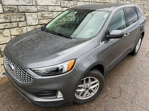 Used 2024 Ford Edge SEL w/ Convenience Package image 1
