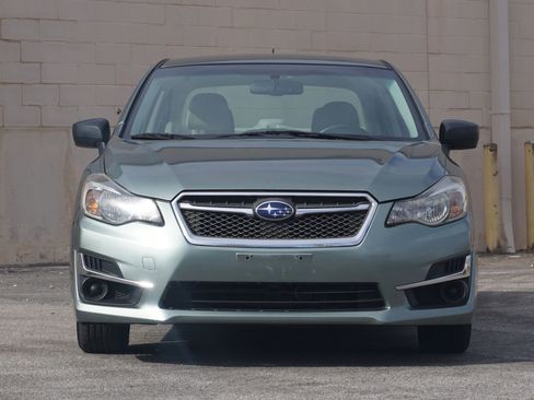 Used 2016 Subaru Impreza 2.0i image 2