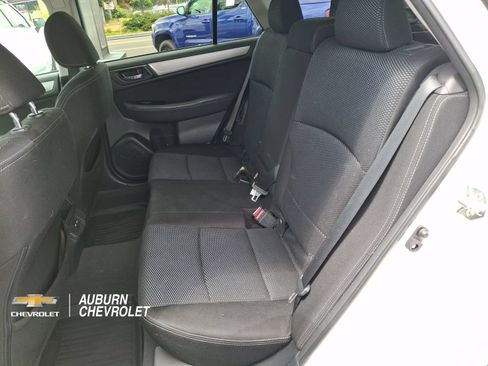 Used 2018 Subaru Outback 2.5i Premium AWD/4WD image 18