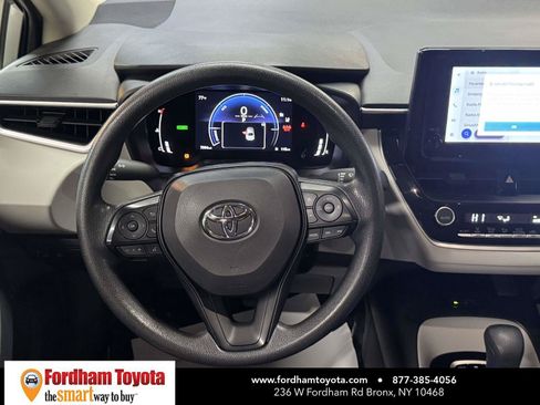 Used 2026 Toyota Corolla LE w/ LE Premium Package FWD image 14
