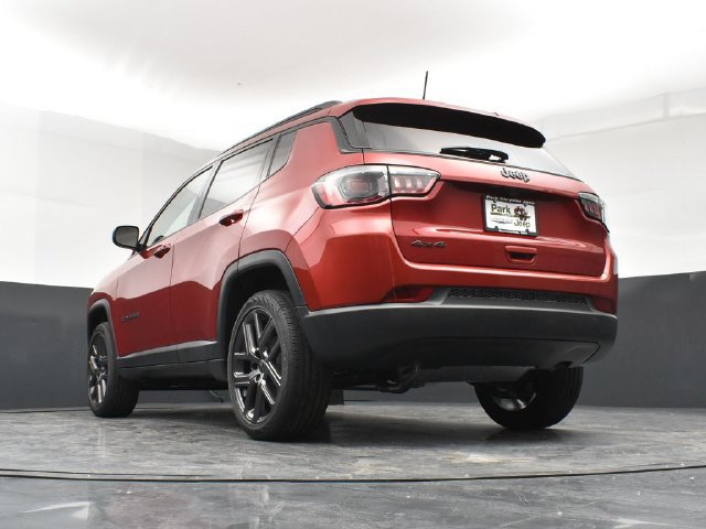 New 2026 Jeep Compass Latitude AWD/4WD image 19