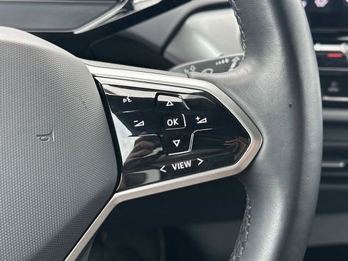 Used 2022 Volkswagen ID.4 Pro image 23