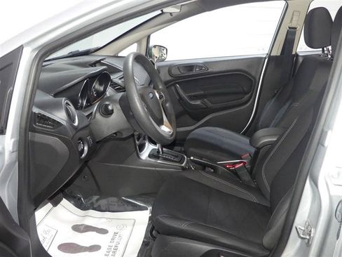 Used 2018 Ford Fiesta SE FWD image 19