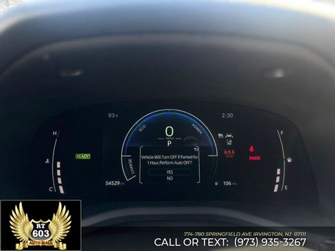 Used 2025 Toyota Camry SE FWD image 14