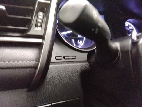 Used 2024 Toyota Camry SE image 57