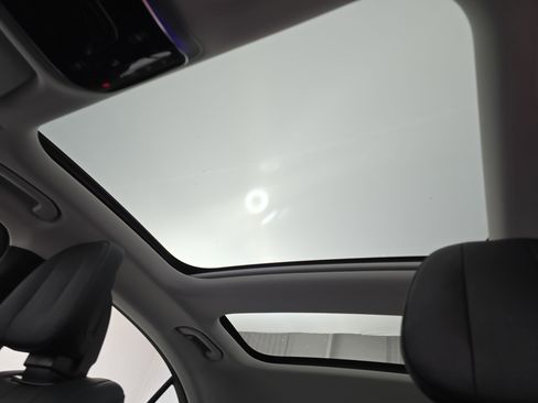 Used 2025 Mercedes-Benz E 350 4MATIC Sedan image 30