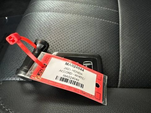 Used 2021 Honda Accord Touring image 29
