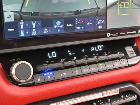 Used 2025 Toyota Tundra TRD Pro AWD/4WD image 23