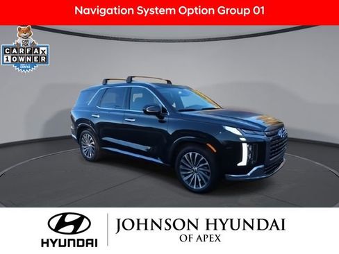 Used 2023 Hyundai Palisade Calligraphy w/ Cargo Package image 2