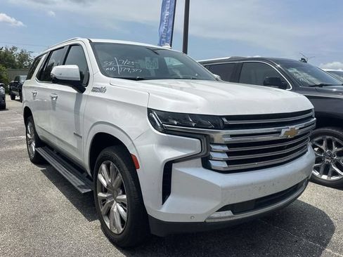 Used 2021 Chevrolet Tahoe High Country w/ Premium Package RWD image 9
