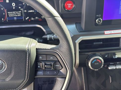 Used 2025 Toyota Tacoma TRD Off-Road AWD/4WD image 19