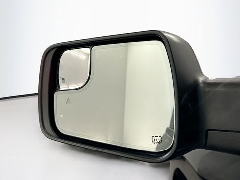 Used 2023 RAM 1500 Laramie image 16