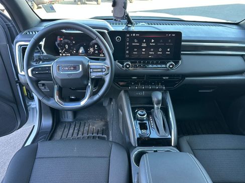 Used 2025 GMC Canyon Elevation w/ Convenience Package image 13
