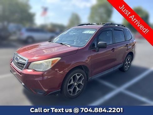 Used 2015 Subaru Forester 2.5i w/ Alloy Wheel Package AWD/4WD image 1