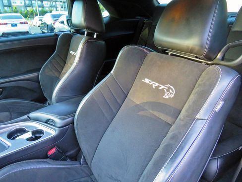 Used 2020 Dodge Challenger SRT Hellcat Redeye image 16