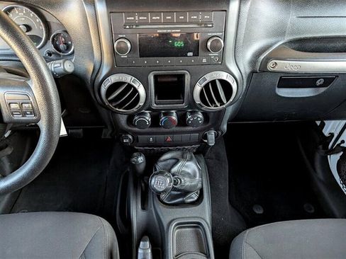 Used 2016 Jeep Wrangler Sport image 21