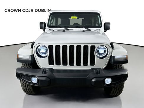 Used 2021 Jeep Wrangler Unlimited Sahara image 2