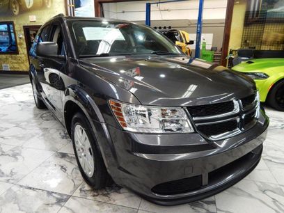 Used 2018 Dodge Journey SE