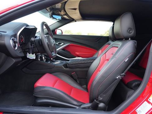 Used 2023 Chevrolet Camaro SS RWD image 11