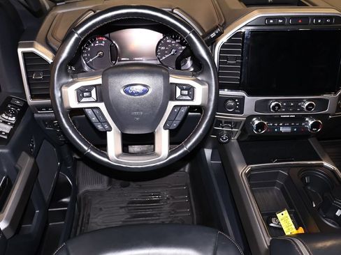 Certified 2022 Ford F450 Platinum AWD/4WD image 23