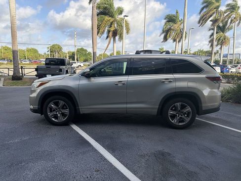 Used 2016 Toyota Highlander Limited Platinum image 5