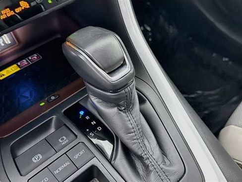 Certified 2025 Toyota RAV4 Limited w/ Advanced Technology Package FWD image 18