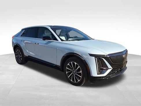 New 2025 Cadillac Lyriq Sport AWD/4WD image 2
