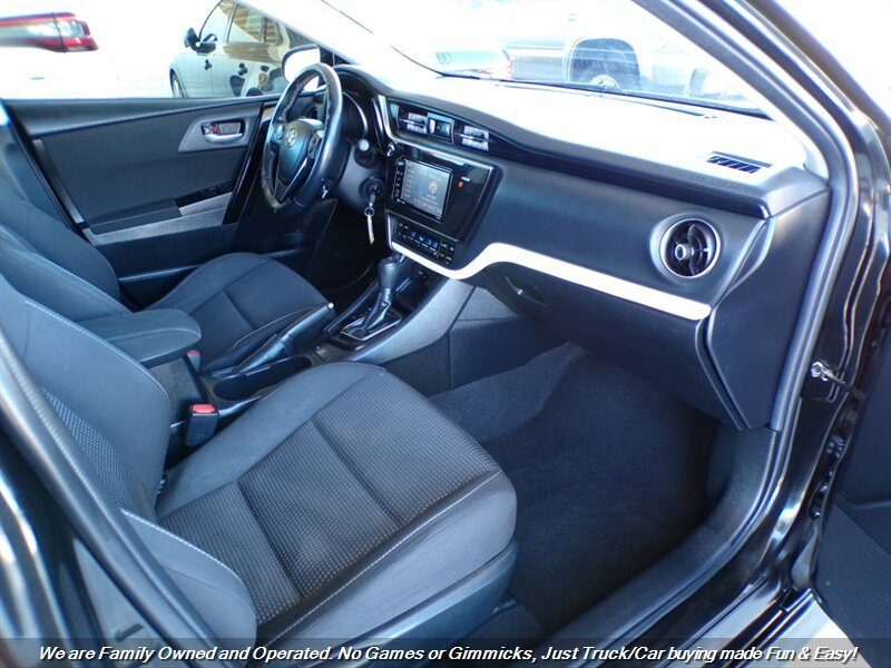 Used 2017 Toyota Corolla iM w/ Carpet Mat Package FWD image 25