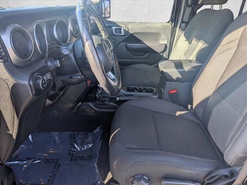 Used 2020 Jeep Gladiator Sport w/ Quick Order Package 24S image 11