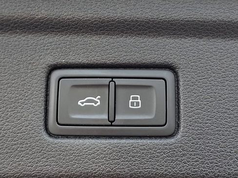 Used 2018 Audi A5 2.0T Premium Plus AWD/4WD image 31