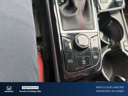 Used 2025 Kia Sportage SX image 26