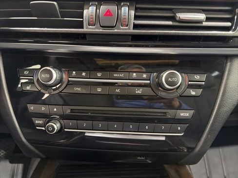 Used 2017 BMW X5 xDrive35d image 36