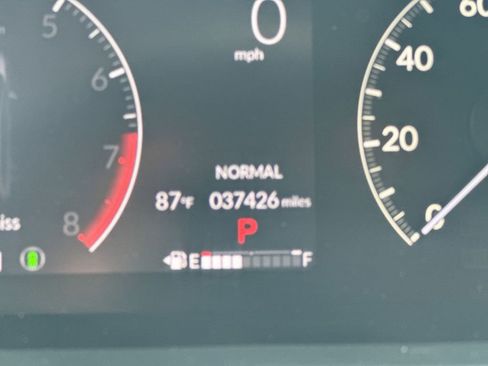 Used 2024 Honda HR-V LX image 13
