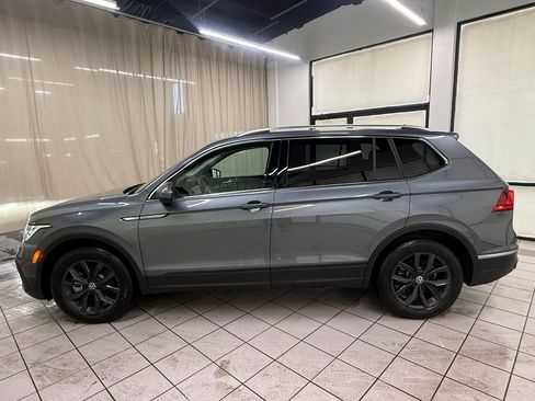 Used 2024 Volkswagen Tiguan SE image 9