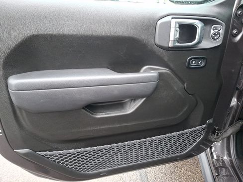 Certified 2025 Jeep Wrangler Unlimited Sport S 4xe image 12