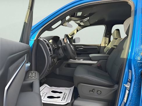 New 2026 RAM 1500 Big Horn w/ Night Edition image 17