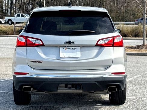 Used 2019 Chevrolet Equinox LT image 12