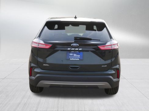 Certified 2023 Ford Edge SEL image 6