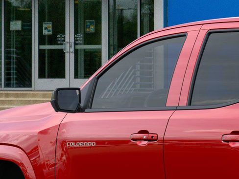 New 2026 Chevrolet Colorado LT w/ LT Convenience Package AWD/4WD image 12