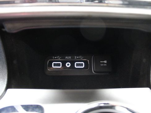 Used 2019 Jeep Grand Cherokee Altitude AWD/4WD image 30