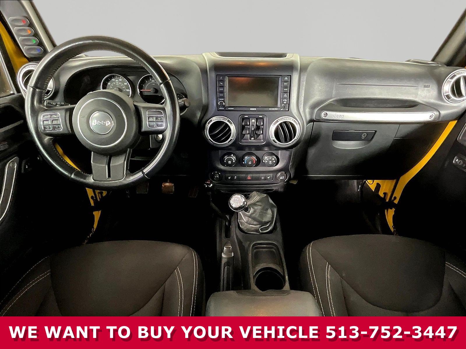 Used 2015 Jeep Wrangler Unlimited Rubicon w/ Connectivity Group AWD/4WD image 7