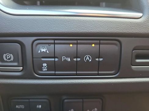 Used 2023 Chevrolet Tahoe RST AWD/4WD image 33
