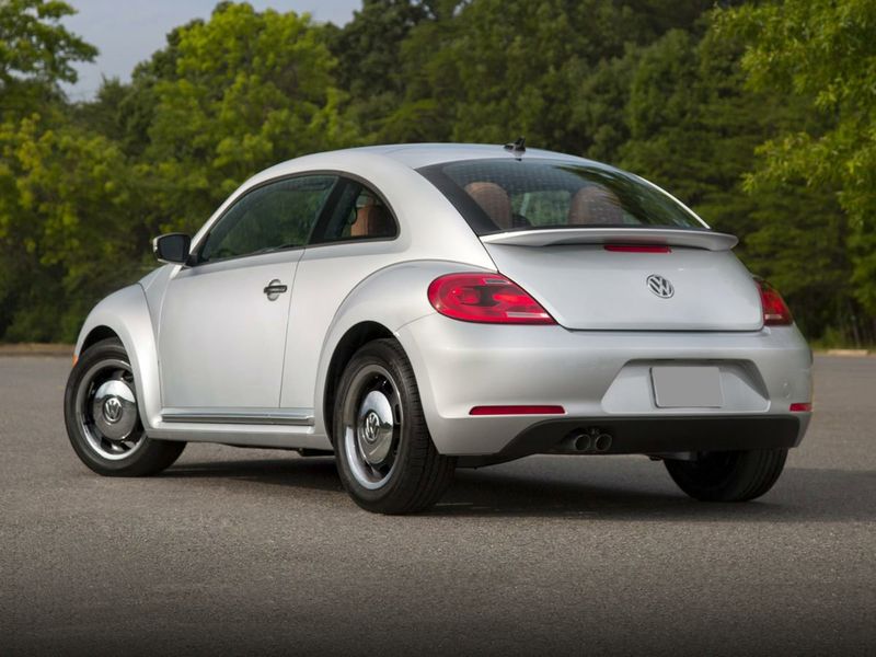 Used 2015 Volkswagen Beetle 1.8T Classic image 1