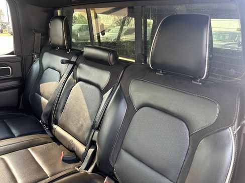 Used 2019 RAM 1500 Laramie w/ Sport Appearance Package AWD/4WD image 23