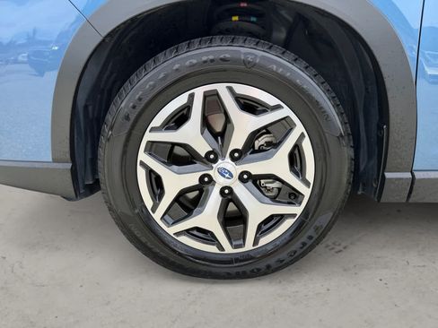 Used 2019 Subaru Forester Premium AWD/4WD image 10