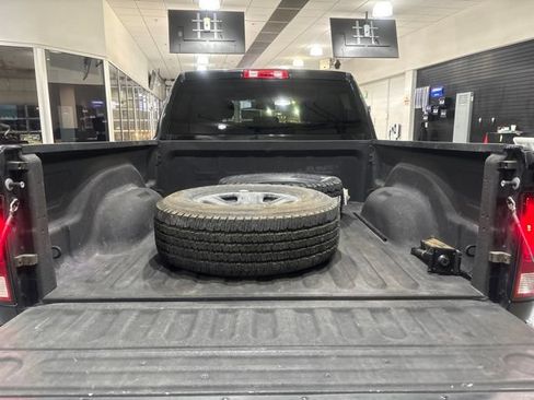 Used 2016 RAM 2500 Tradesman w/ Chrome Appearance Group AWD/4WD image 30