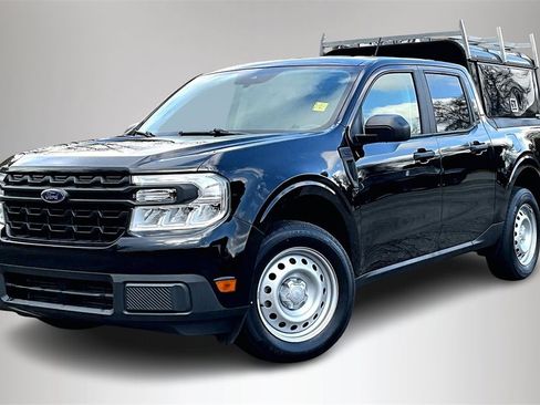 Used 2022 Ford Maverick XL image 3