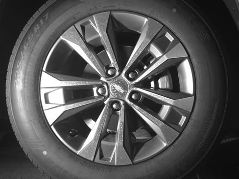 Used 2025 Chevrolet Equinox LT image 10