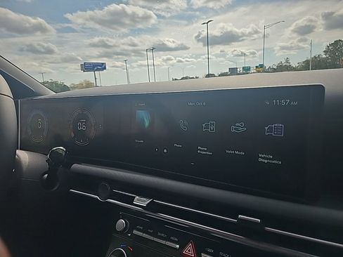 New 2026 Hyundai Tucson XRT image 16