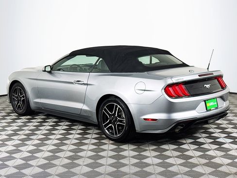 Used 2023 Ford Mustang Premium image 6